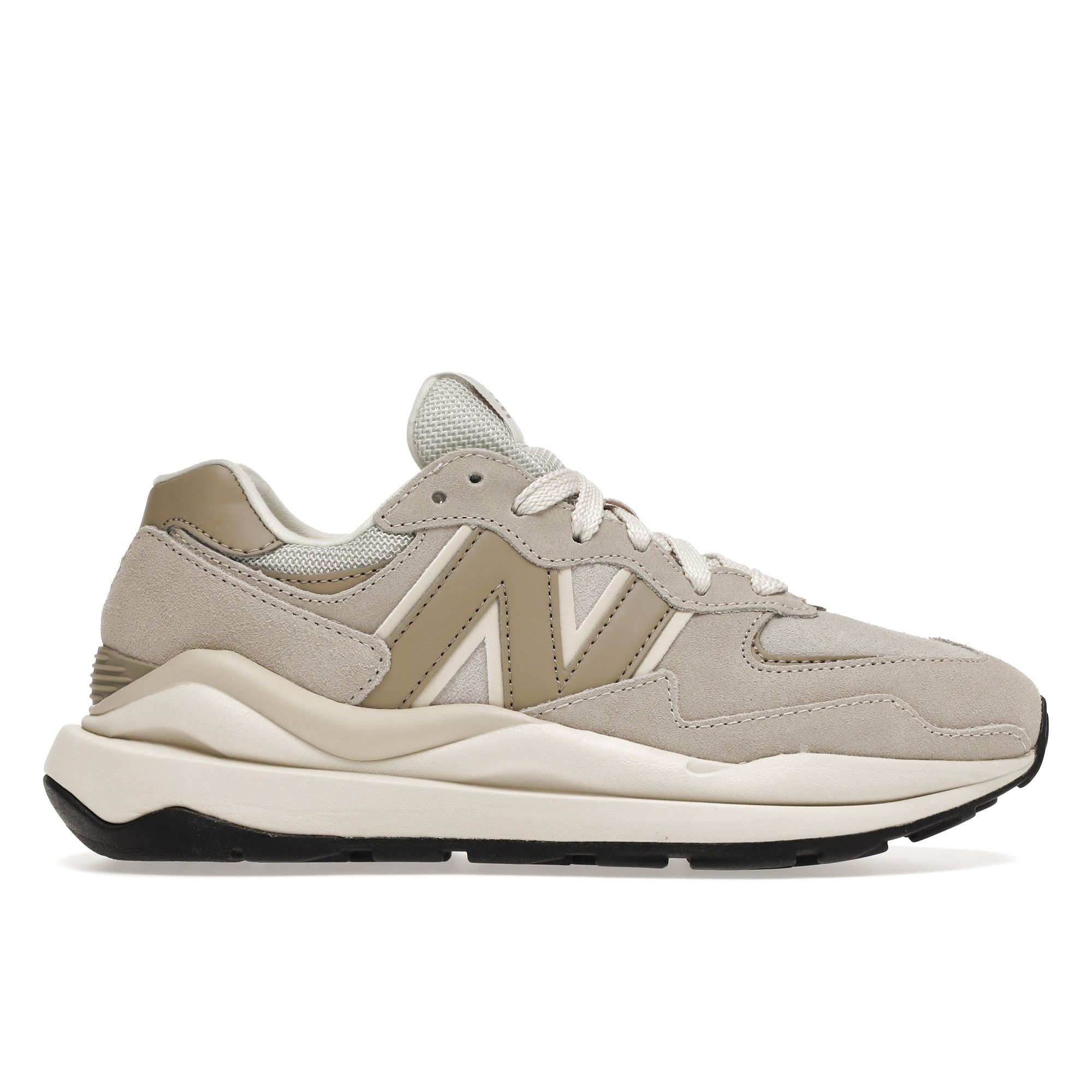 New Balance Women s 57/40 Au Lait/Metallic Gold Women s Lifestyle Sneakers W5740LT1 35