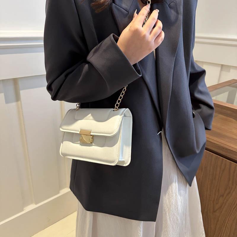 Fashionable Pu Leather Chain Crossbody Bag For Women Stylish Versatile Small Handbag