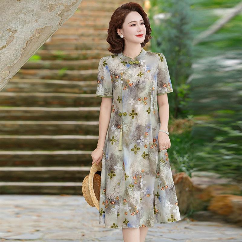 2026 Summer Slimming Qipao Dress - Modern Chinese Style for Mothers