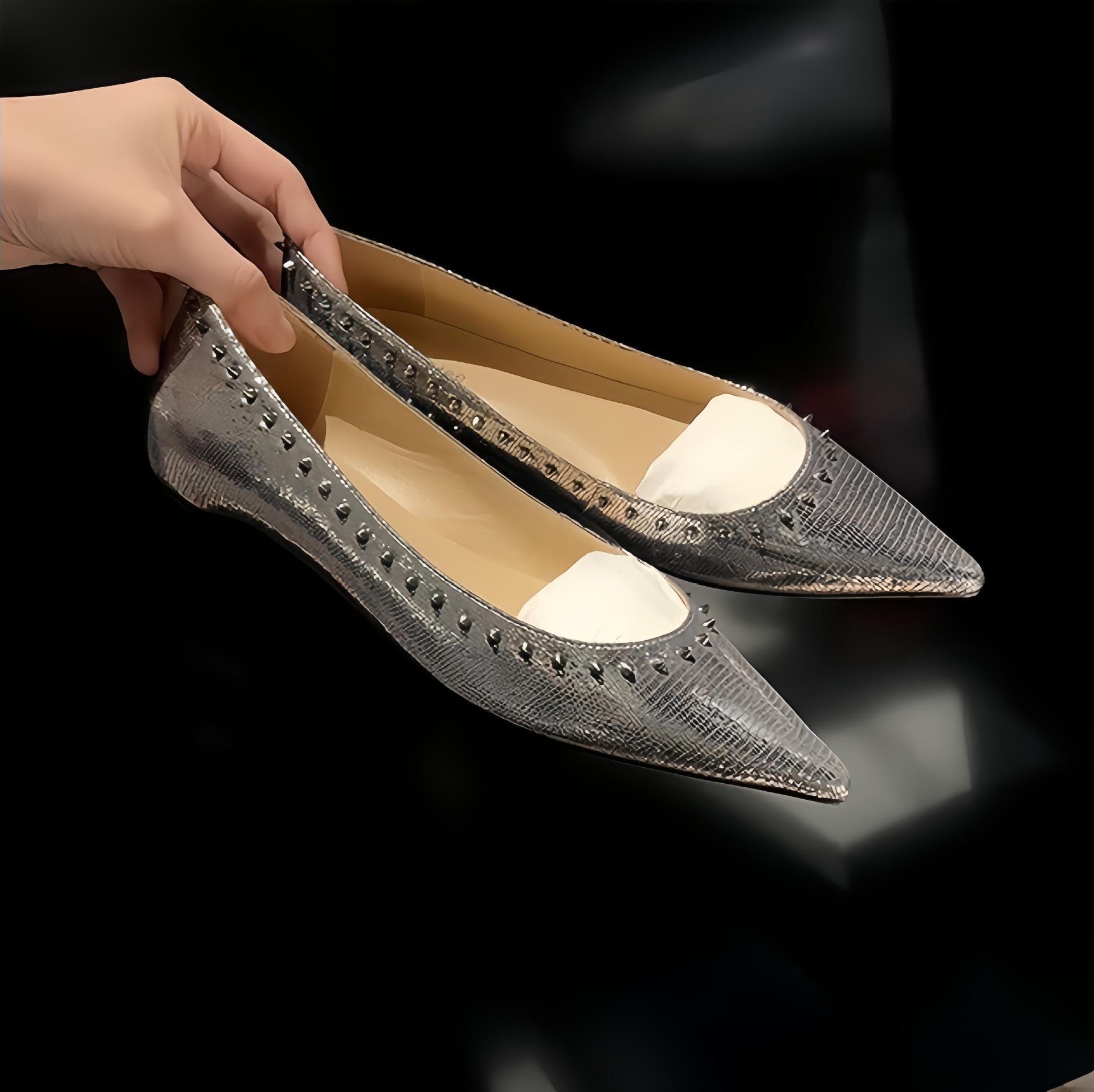 

Cowhide version~ French rivet leather shoes shallow mouth single shoes women s pointed shoes gentle wind flat shoes evening ladyshoes 35