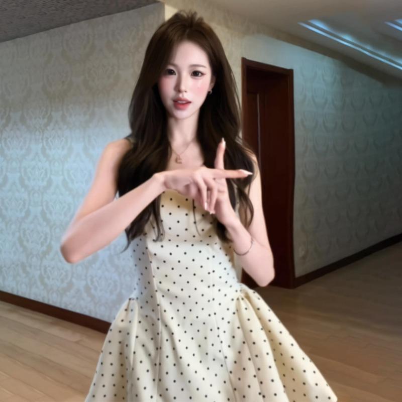 White polka dot suspender dress women s summer waist and thin skirt irregular small square neck polka dot skirt S