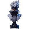 Naruto in der Hand gehalten mit einheimischer Naruto Sasuke Frettchenbüste Gedenkmodellauto Chassis Ornamente Puppe.