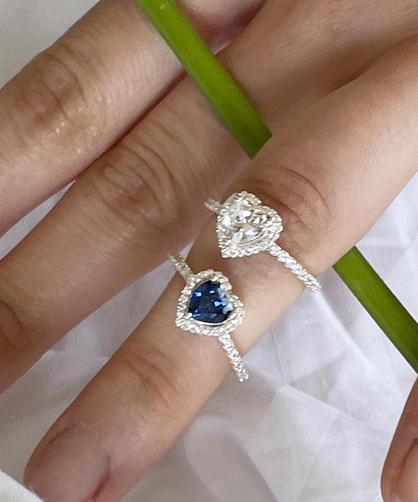 Nuavo Fragment Heart Ring
