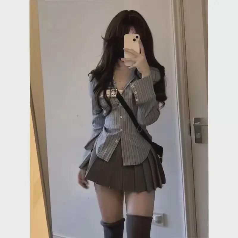 Cămașă cu talie dungată 2023: Top unic cu mâneci lungi pentru femei"