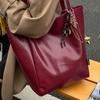 Large Capacity Bag Women's Retro Autumn New Simple Shoulder Bag Casual Commuter Tote Bag Women's Bag