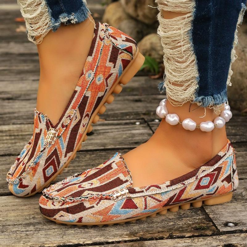 Women's Cloth Non Slip Flat Shoes Round Toe Breathable Slip On Lazy Shoes Walking Vulcanized Footwear Shallow Mouth Sneaker