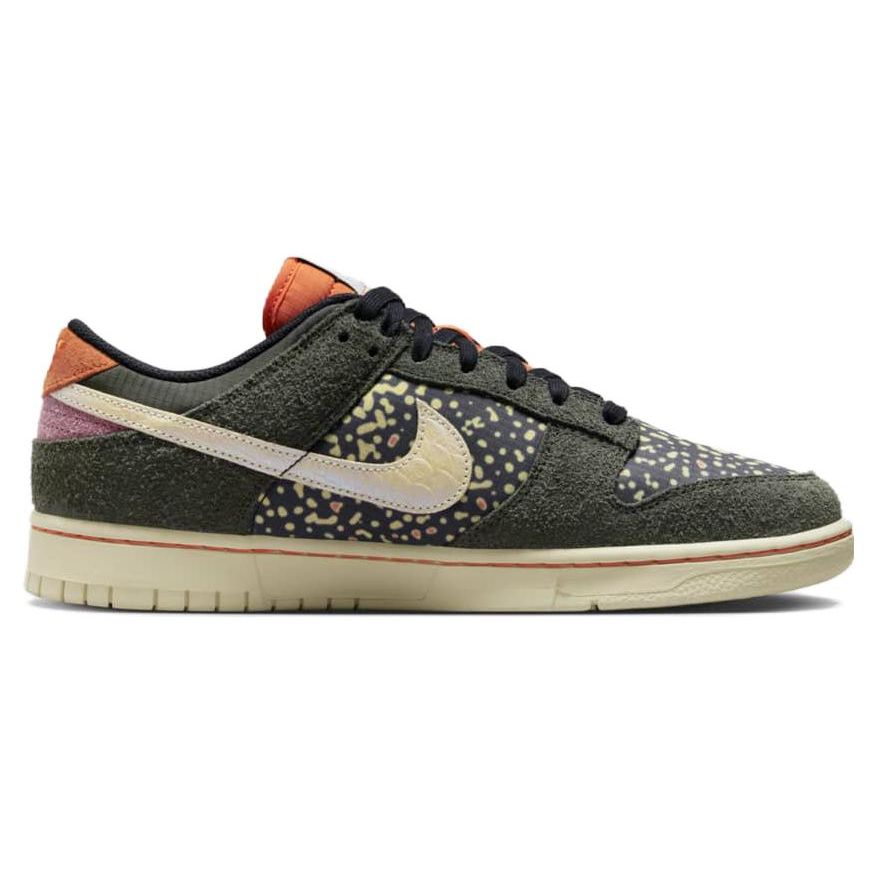 Nike Dunk Low SE Gone Fishing - Pstruh duhový Pánské tenisky Zelená Sekvoj Bezpečnostně oranžová FN7523-300