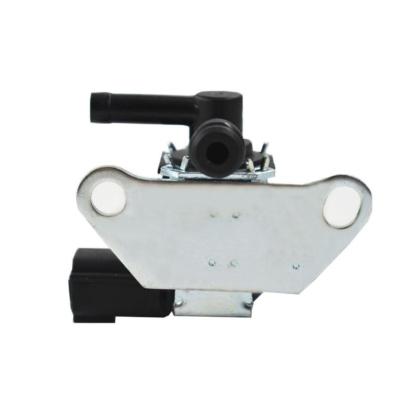 Carbon VaporsCanister Solenoid Purge Control Valves Suitable for Cube NV200 14930-EN20A K5T46695 14930-EN200 14930-ET000