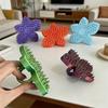 Pet Grooming Comb Flower Shape Plastic Detangling Massage Brush Cat Shedding Brush Removes Hair Mats Tangles Loose Fur for Short to Long Haired Cats