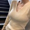 Gentle-style Solid Color V-neck Knitwear for Women Slim Fit and Slimming Inner Long Sleeve Base Layer Sweater for Spring and Autumn