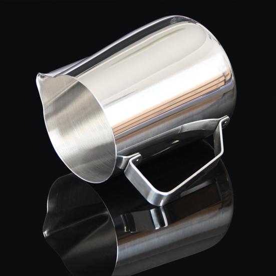 Temperature Sense Milk Frothing Pitcher Large Capacity Stainless Steel Food-grade Milk Latte Cup for Bakery