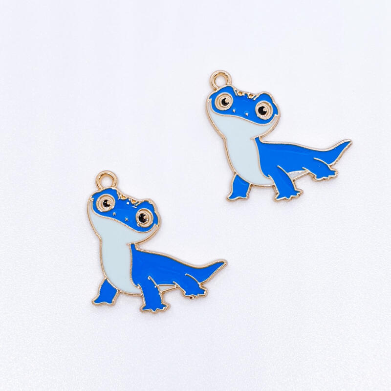 Make a Blue-Tailed Lizard Metal Keychain