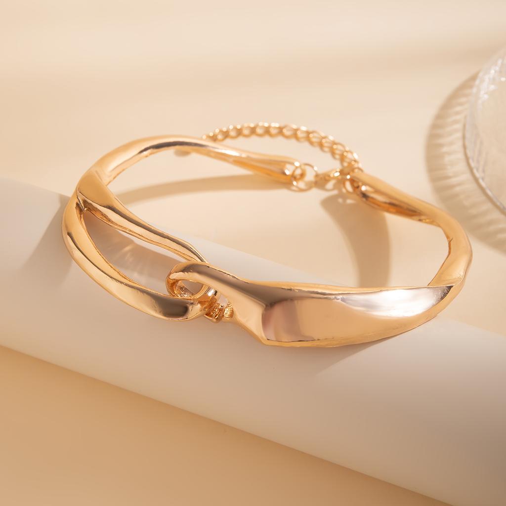 SHIXIN Luxury Irregular Twisted Chunky Short Choker Necklace Women Punk Heavy Metal Gold Color Torques Necklace Party Jewelry