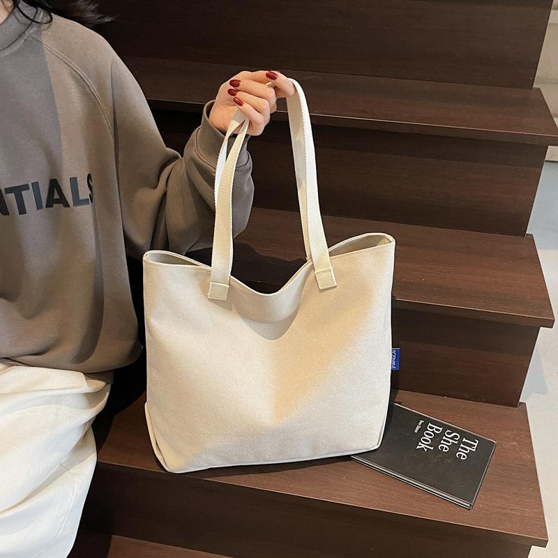 Spring New Fashion Retro Large-capacity Commuter Shoulder Bag Casual Simple Handbag