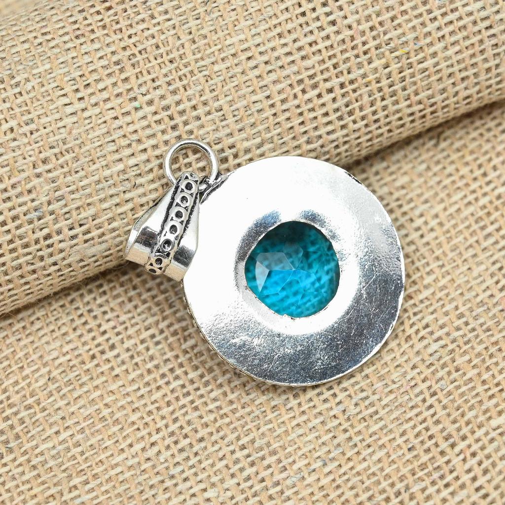 AAA+ Blue Topaz Gemstone 925 Sterling Silver Handmade Beauteous Pendant Jewelry