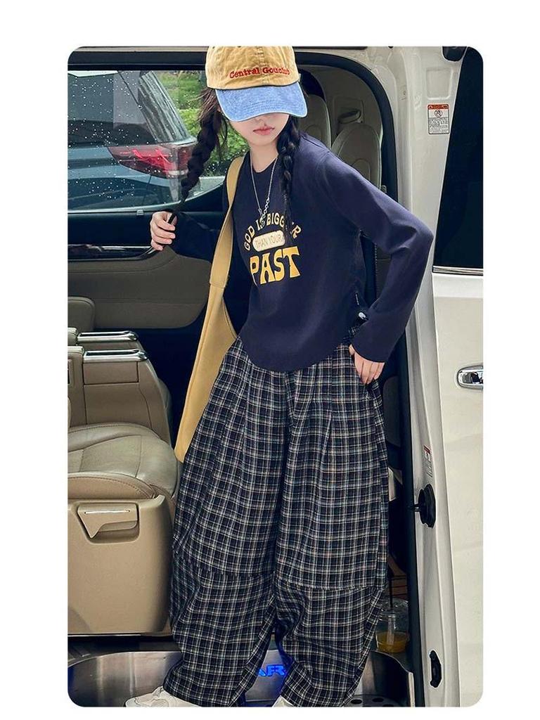 Sportliches zweiteiliges Mädchenset Herbst 2025: Buchstaben Kordelzug T-Shirt & Karierte Hose (Größe 7)