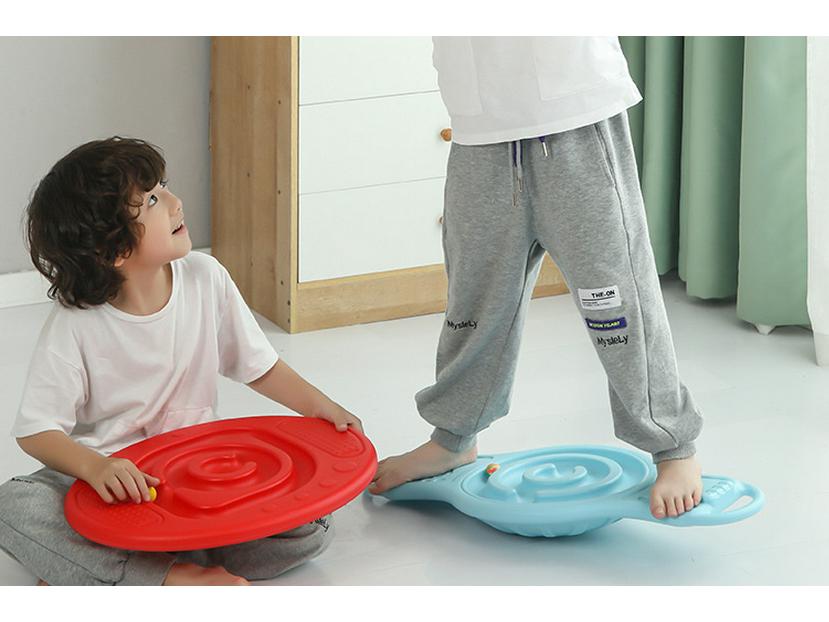 Kindergarten Snail Balance Board: Children's Egg-Shaped Sensory Training Toy