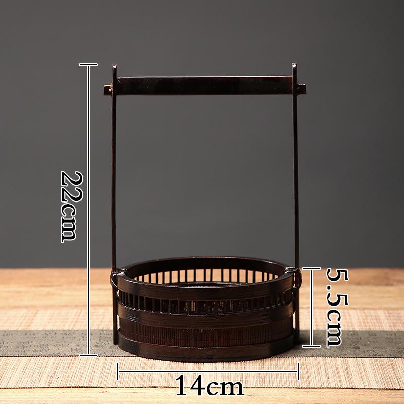 Handmade bamboo Japanese lacquer handle mini fruit basket fruit plate rattan retro bamboo flower arrangement basket flower utensil small flower stand