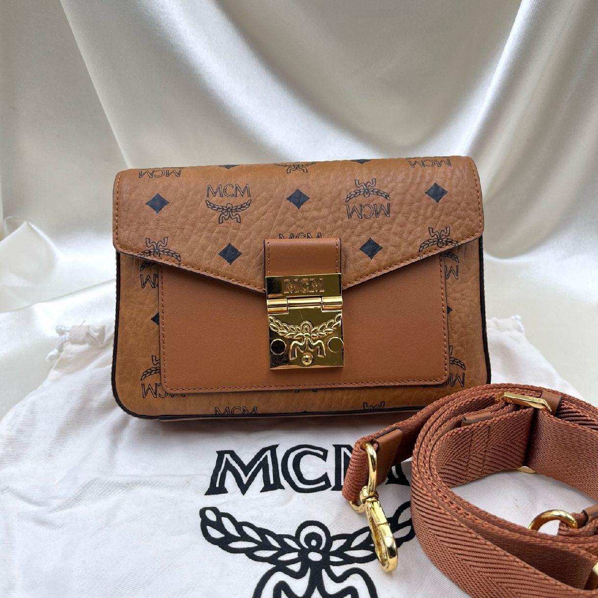 [Pre-Owned] Millie Visetos Metallic Hardware Laurel