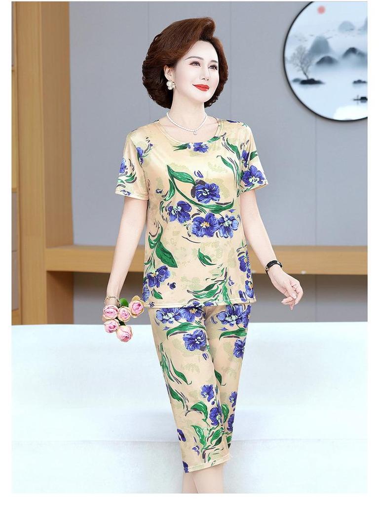 Women's Plus Size Ice Silk Pajama Set: Casual Short Sleeve Two-Piece for Middle-aged and Elderly Moms