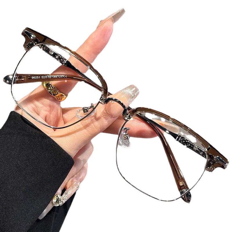 Half-frame glasses men's black-frame myopia can be matched with degrees Sven scum eyes anti-blue light flat glasses frame tide