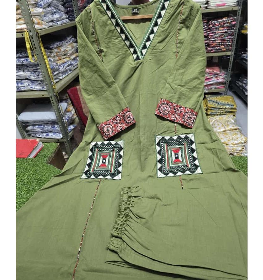 Women Party Wear Cotton Embroidered Kurta Pant Set Indian Bollywood Top Tunic Kurti Dress