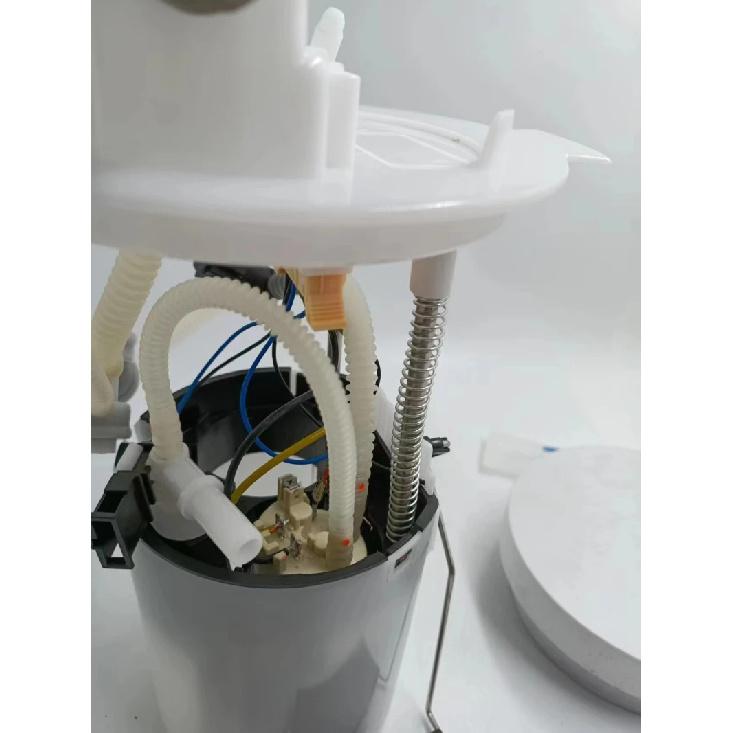 Fuel Pump Assembly: 31273693 31372885 S40 A2C85760101 31372891 31273963 For VOLVO S60 V60 S60l 4 Cylinder 1.6T 1.5T2.0T