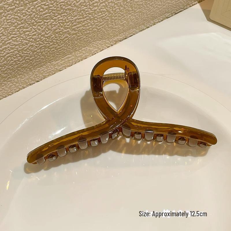 Versatile Milk Coffee Hair Clip: Large, Simple Shark Design for Women