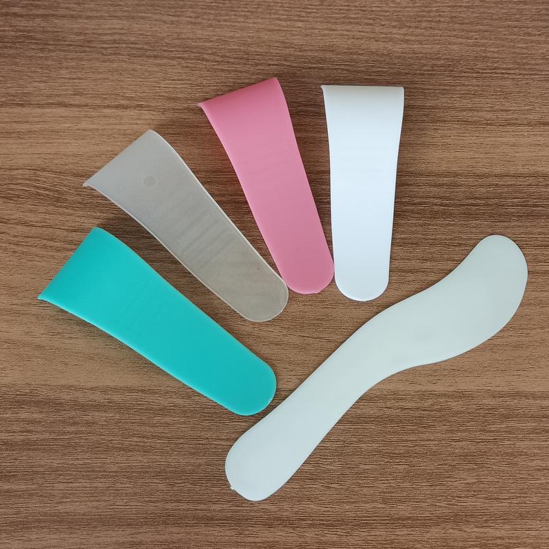 PP Plastic Depilatory Scraper Tool for Removing Armpit Hair - Customizable Logo Available