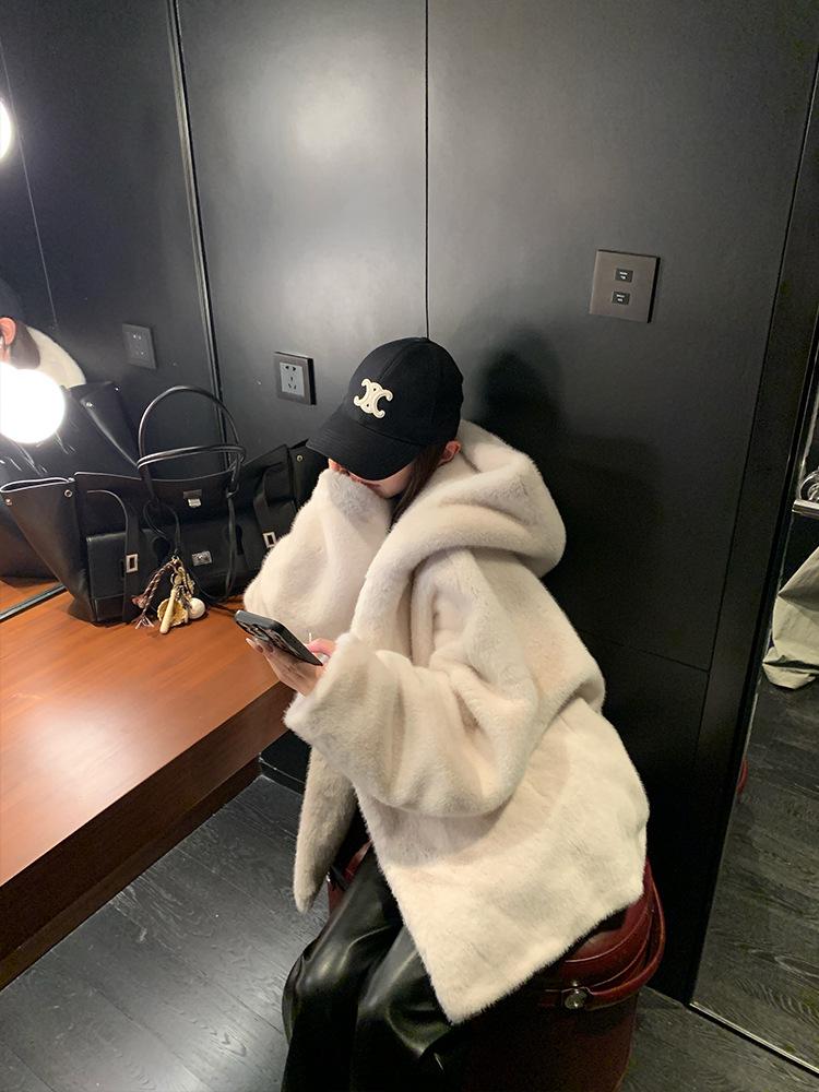 

Women s Fluffy Cream Swiss Roll Hooded Winter Coat XS