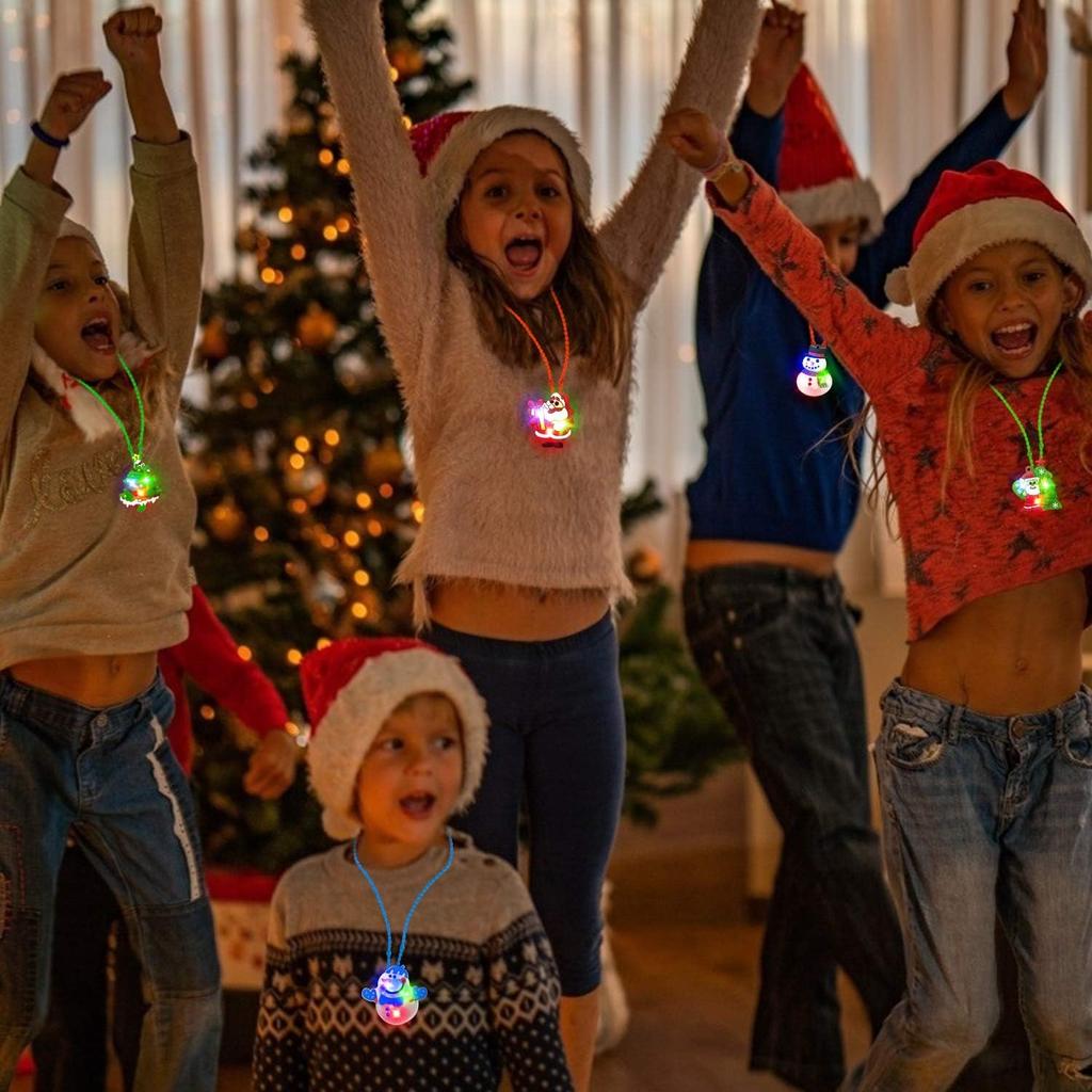 Halloween Light Up Pumpkin Necklace LED Glowing Christmas Pendant Mardi Gras Party Favor Gift for Kids Beaded Accessory