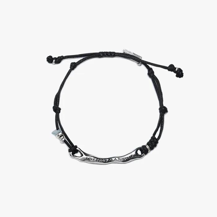 LETTERING MOLTEN STICK BRACELET_BLACK