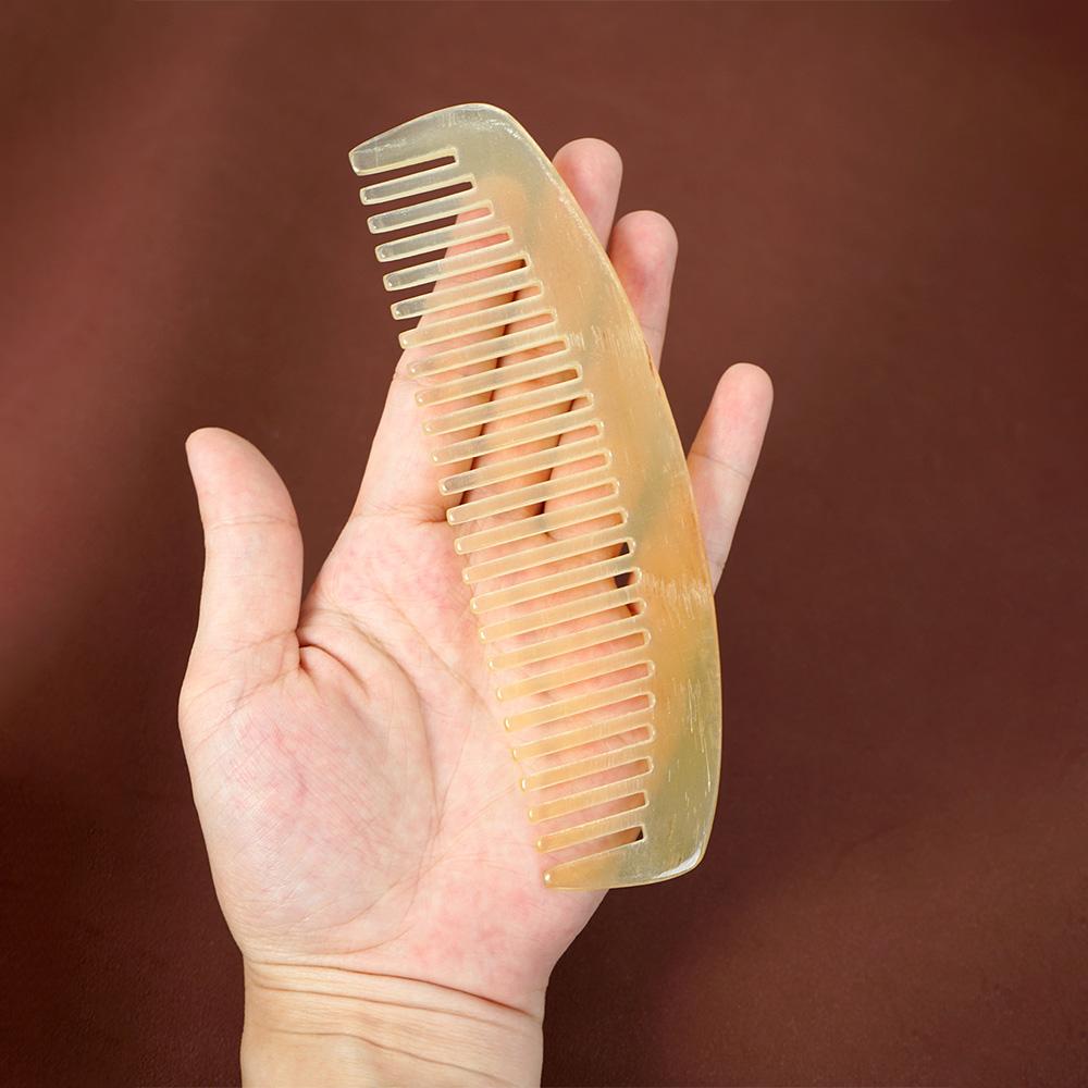 Portable Natural Horn Comb Handmade Polished Anti Static Massage Horn Comb for Men Women Salon Hairdressing Styling Tools