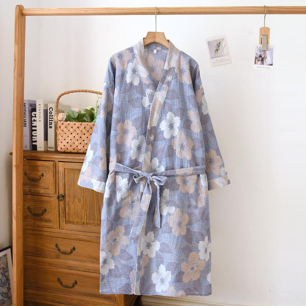 Women's Retro Jacquard Cotton Yukata: Lightweight Spring/Autumn Nightgown and Kimono-Style Pajamas.