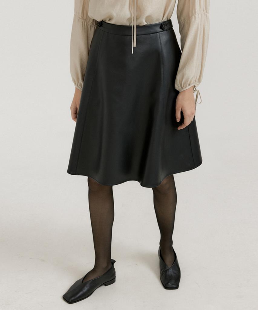 OCTETTE Leather Flare Sk_Black