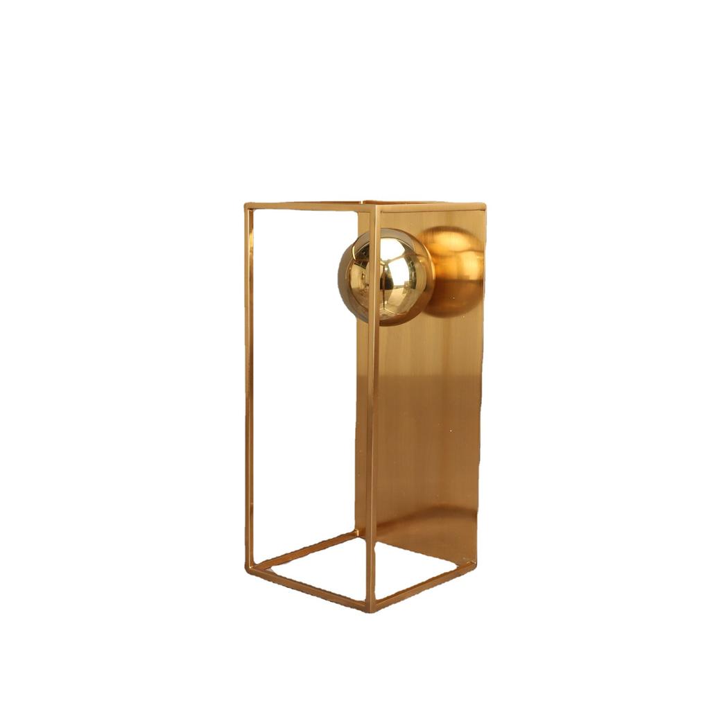 Metallhandwerk Geometrische Boxen Goldener Rahmen Kugelförmige Abstrakte Skulptur Metall Dekorative Figuren Heimdekorationszubehör