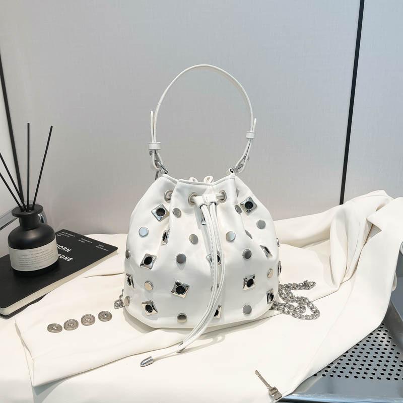 Fashion Rivet Bucket Bags for Women Handbag Hollow Studded Shoulder Crossbody Bag NEW Luxury PU Leather Clutch Ladies Purses