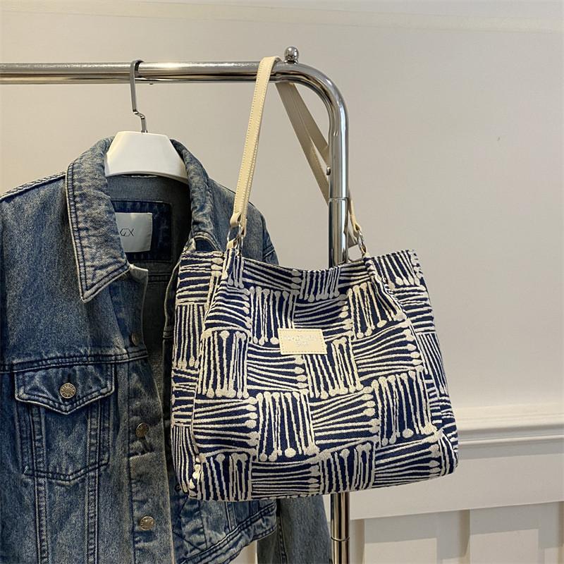 

Trendy Casual Large Capacity Tote Bag For Women With Soft Canvas Design In Blue Green Yellow синий