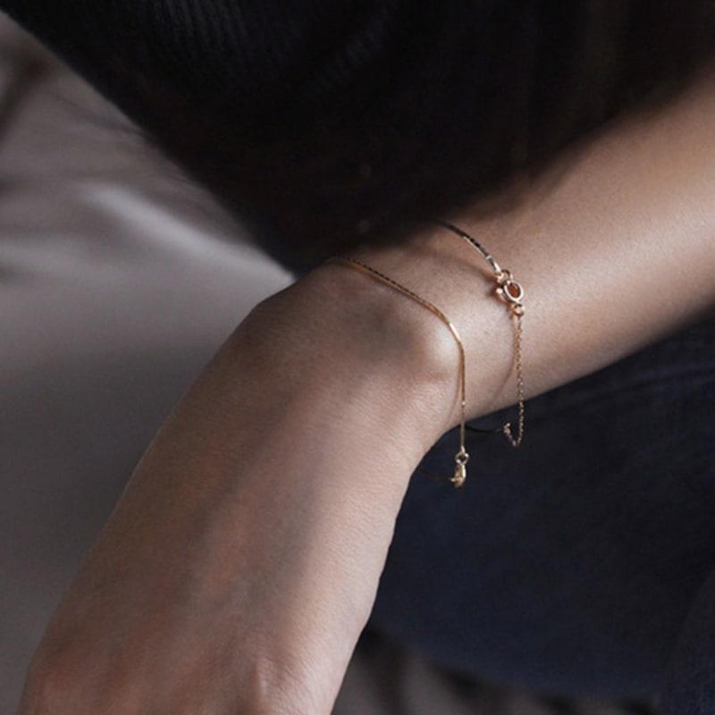 

NJ JEWELRY Wire Silky Chain Bracelet #square (14k/18k) 14K White Gold