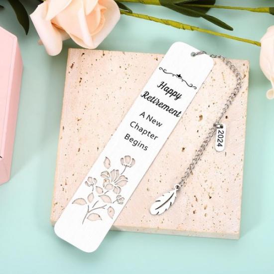 Retirement Gifts for Woman 2025, Retirement Bookmark for Women Men, 2024 Retirem