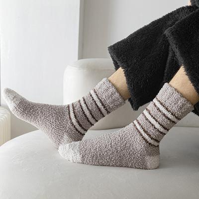 Herren Herbst- und Winter Verdickte mit Samt Korallen-Samt Boden-Röhrensocken