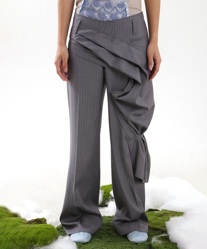 Nyuje Draped Stripe Slacks (Gray)