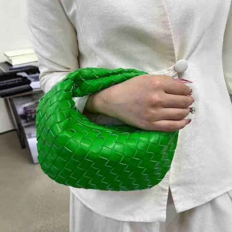 [Lots] Woven bags, portable croissants, shoulder dumplings, bags, fashion