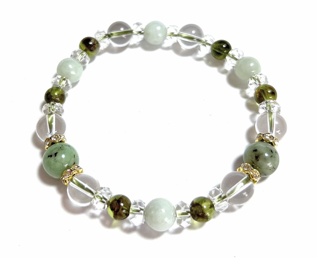 Malline Natural Stone Power Stone Bracelet with and Natural Quartz Protection from Inner Made In Emerald, Jade, Peridot, Crystals. Love, Healing,
