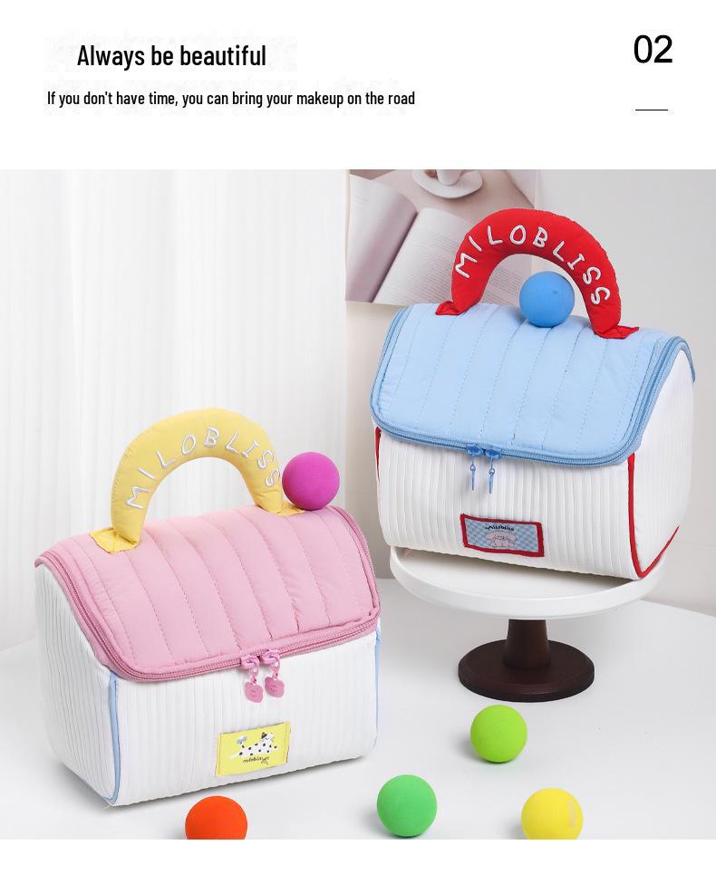 Charming House-Shaped Cosmetic Bag - Large Capacity, Waterproof, Portable Souvenir Storage