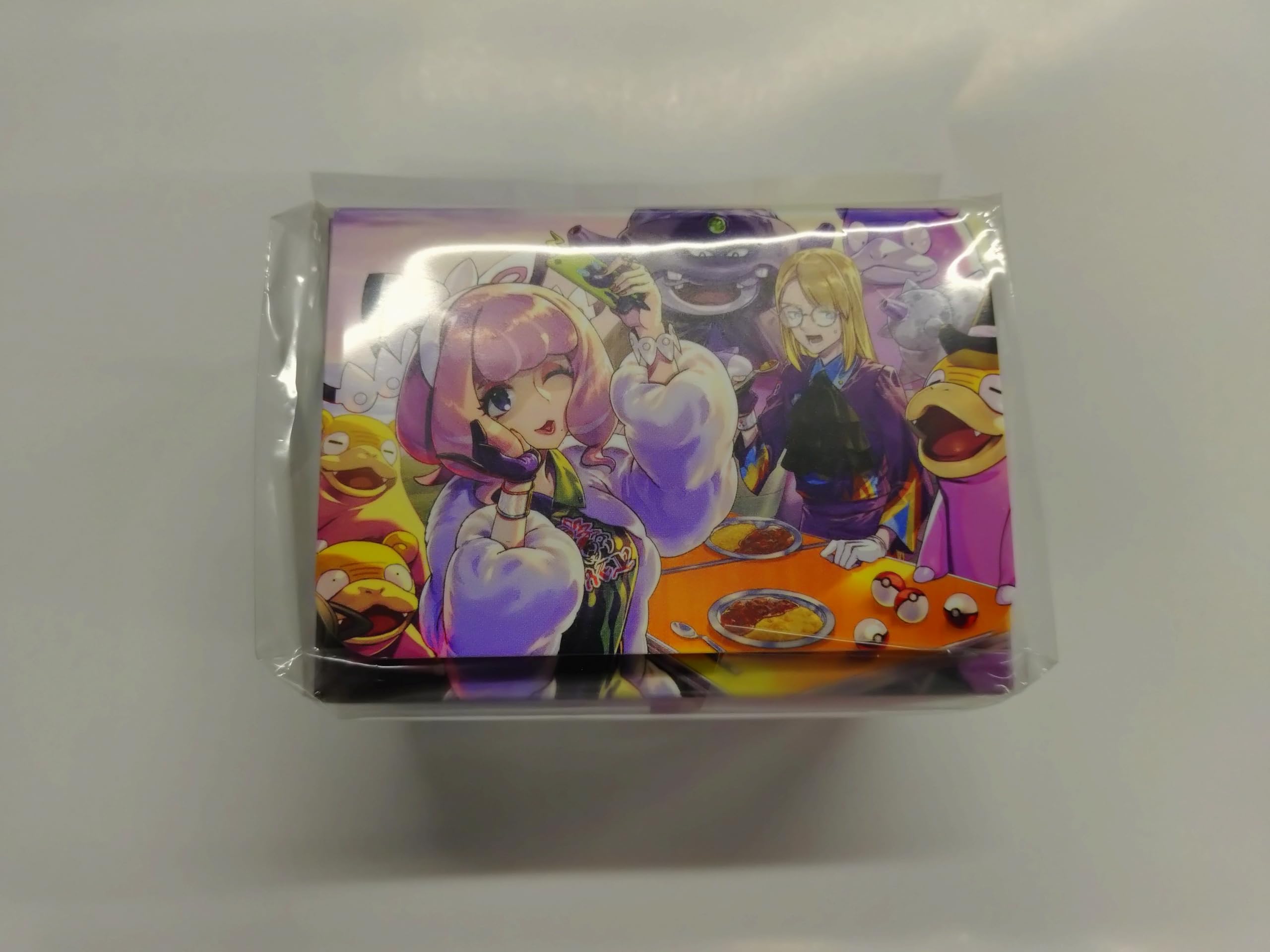 

Кейс для колоды Протекторы для колоды Клара Сейвори Сет &