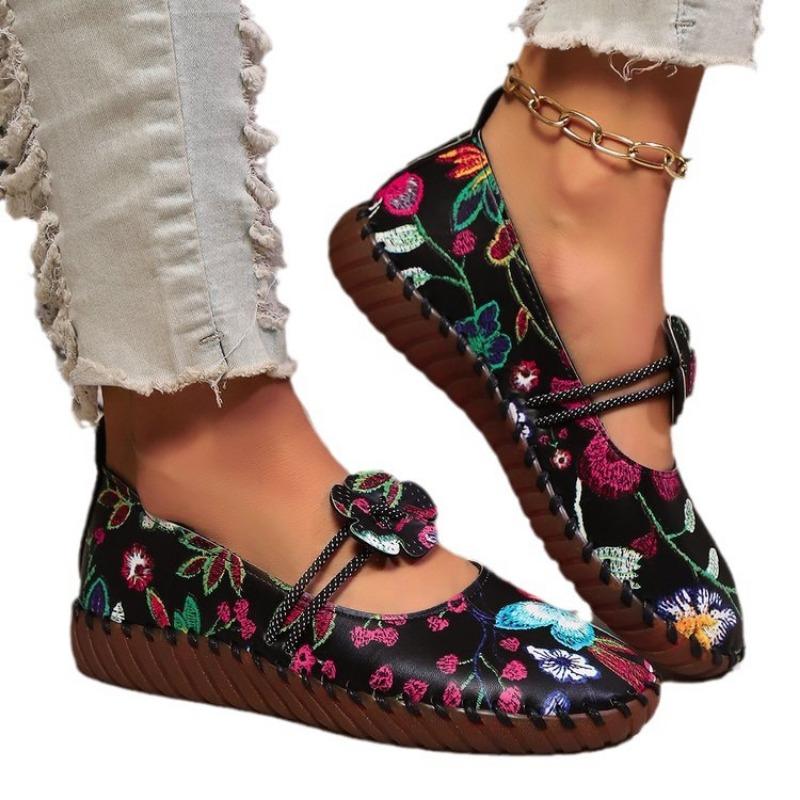 Large Size Soft-soled Mother Shoes Women's 24 New Head Breathable Pure Hand-sewn Sole Casual Single Shoes