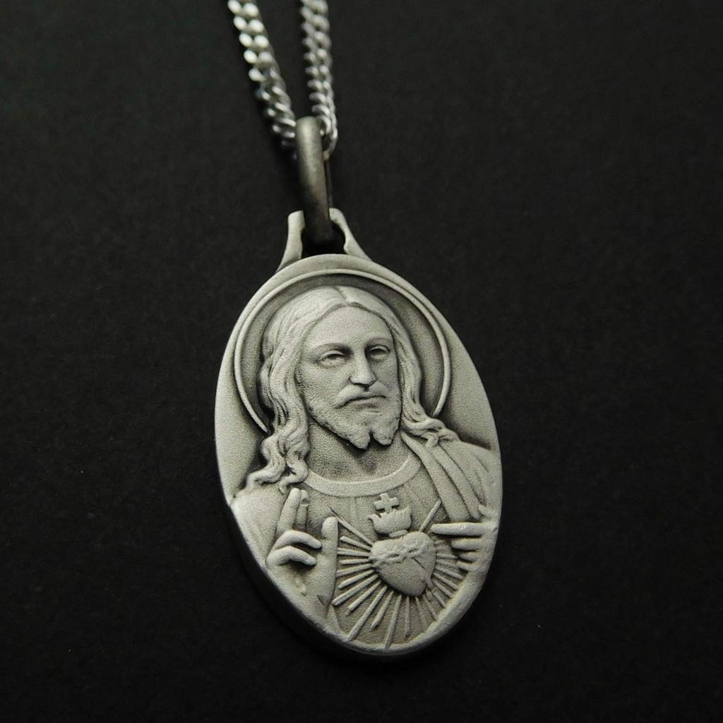 Pointing To the Sacred Heart Jesus Christ Medal Pendant Silver Made In France