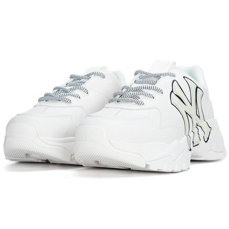 MLB Big Ball Chunky Low Top Chunky Sneakers Unisex Ecru Sneakers 3ASHCS12N-50WHS