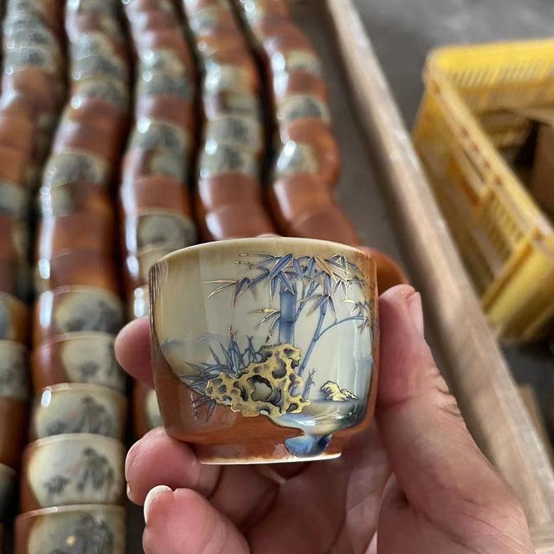 Qingshui Keramik-Teetasse aus Holzfeuer: Retro Glasierte Kung Fu Teetasse